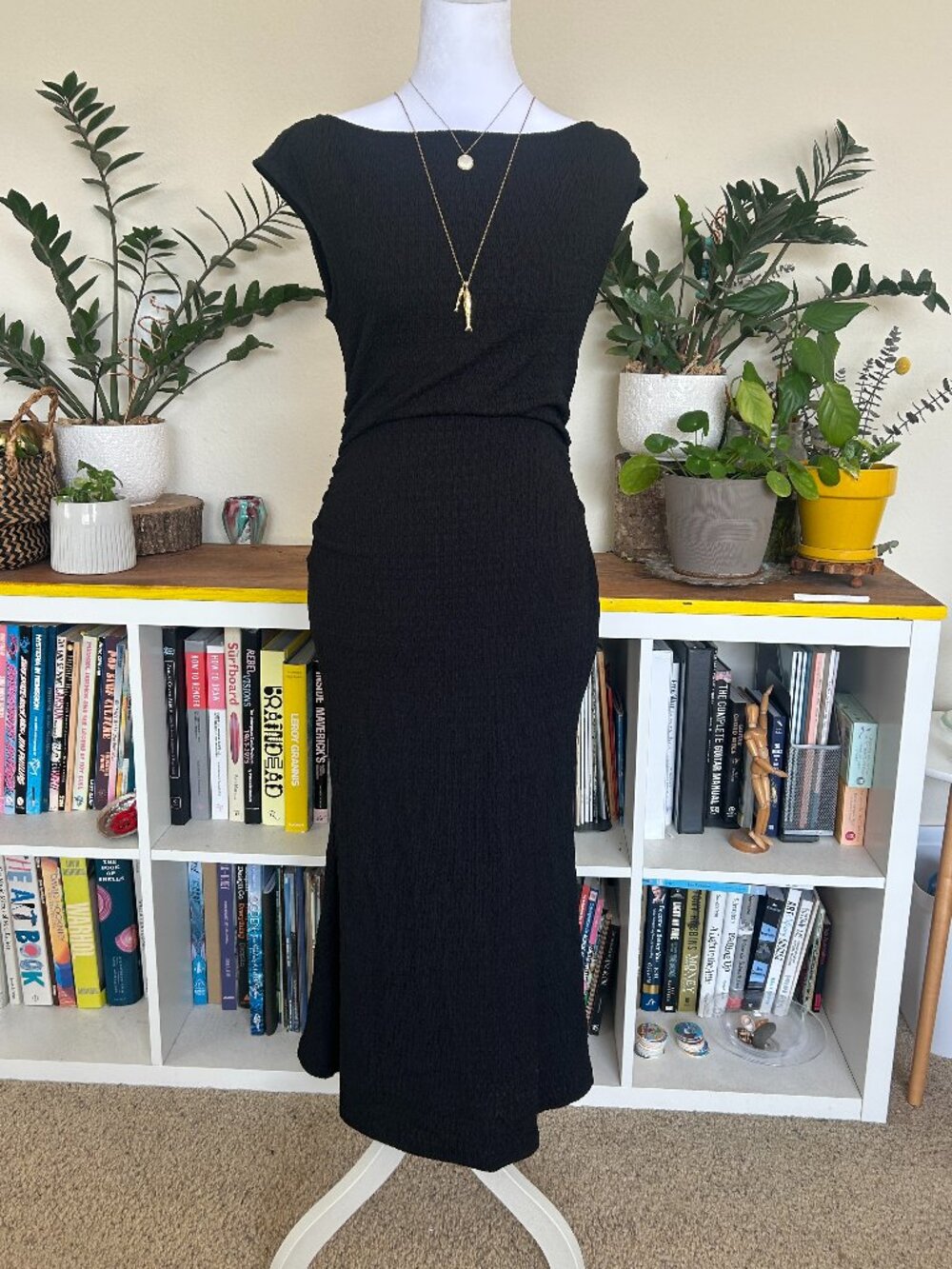 Brand New Sheath Dress - Lightweight - Comfortable - NWT